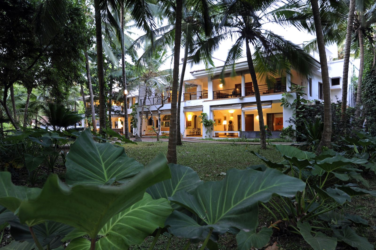 Villa Aashyana, the big house — hero, Raht Aashyana Lakhanpal, Candolim, Goa